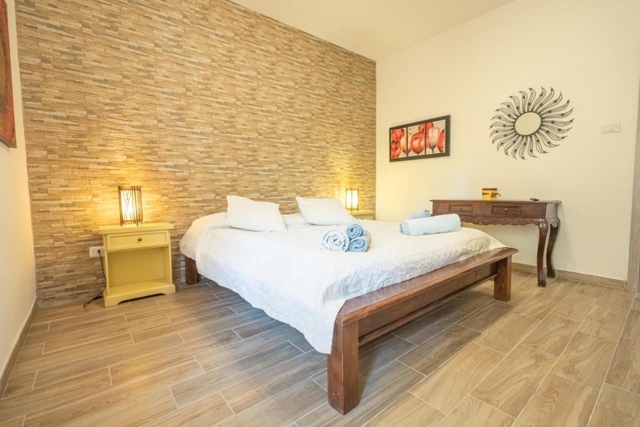 Lungomare Alghero 2 Minuti A Piedi Dalla Spiaggia Rosaria House Ngoại thất bức ảnh